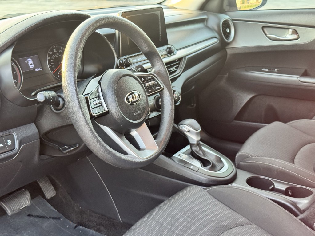 2021 Kia Forte Image 12