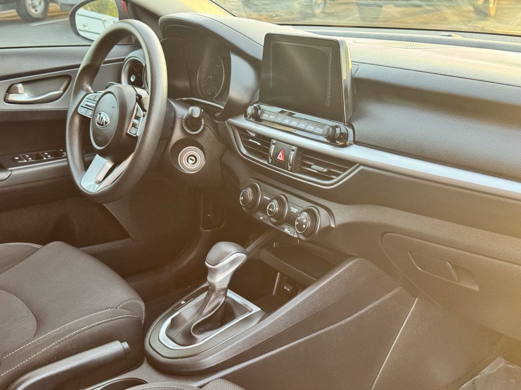 2021 Kia Forte Image 13