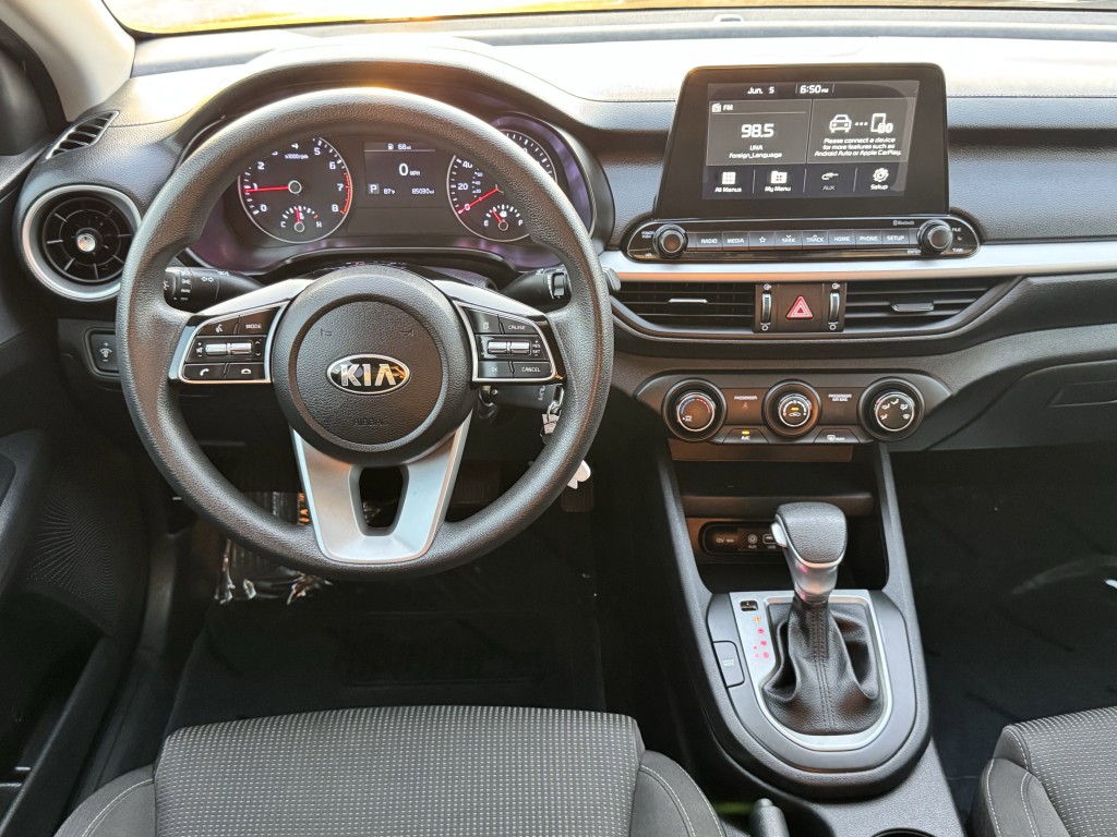 2021 Kia Forte Image 14