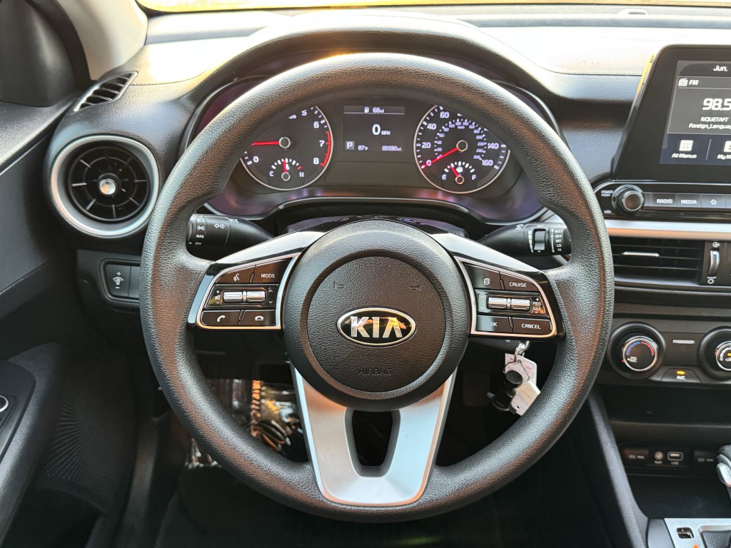 2021 Kia Forte Image 15