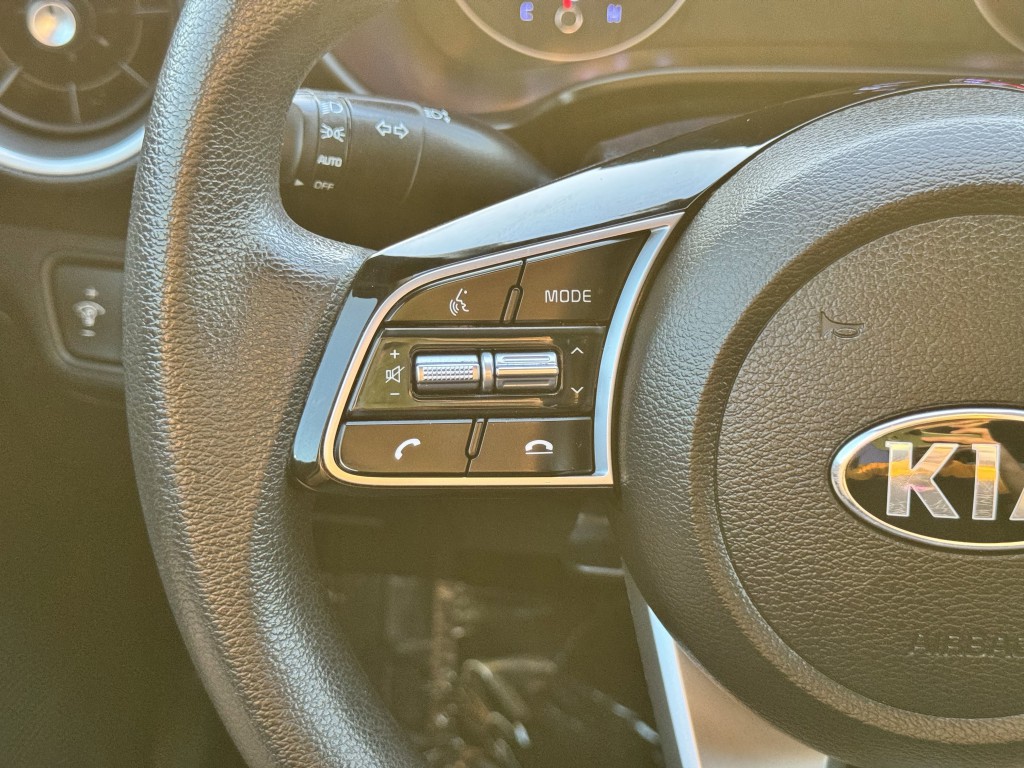 2021 Kia Forte Image 16