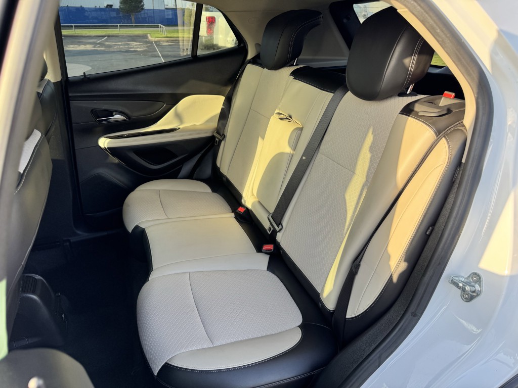2021 Buick Enclave Image 28