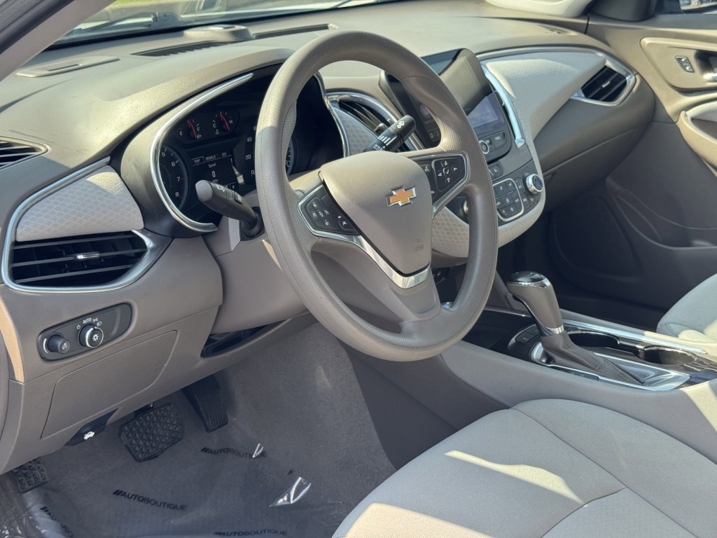 2020 Chevrolet Malibu Image 12