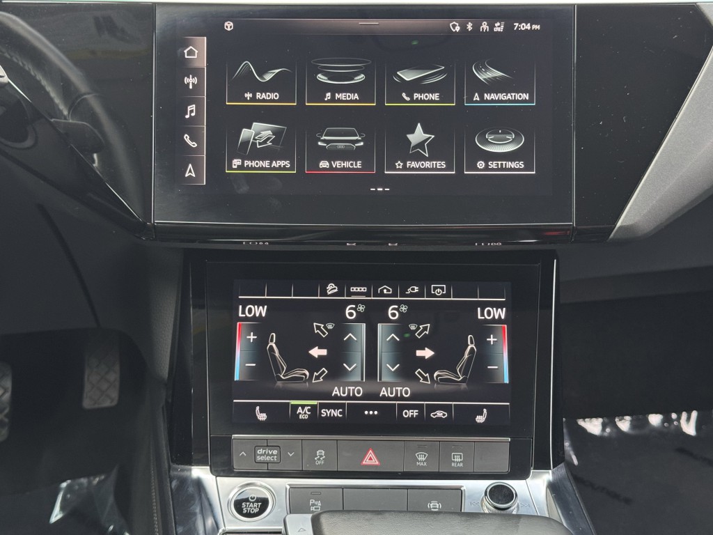 2021 Audi e-tron Image 22