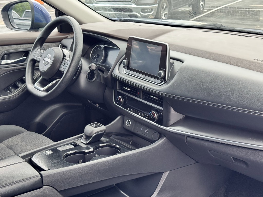 2023 Nissan Rogue Image 13