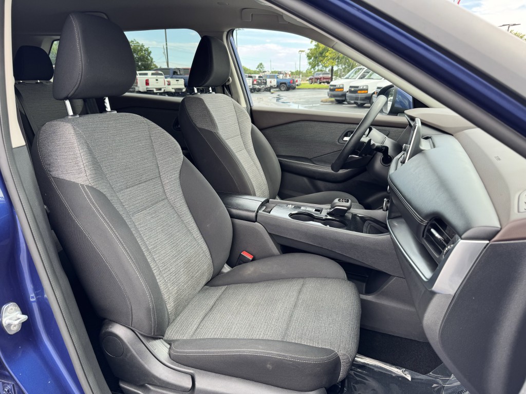 2023 Nissan Rogue Image 25