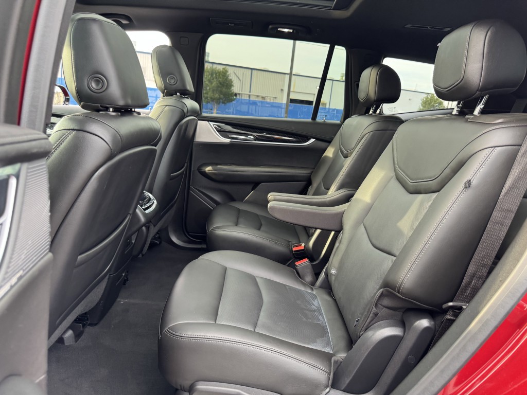 2021 Cadillac XT6 Image 32