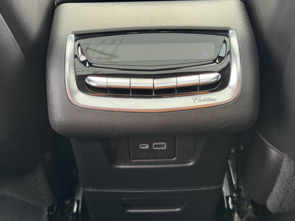 2021 Cadillac XT6 Image 33