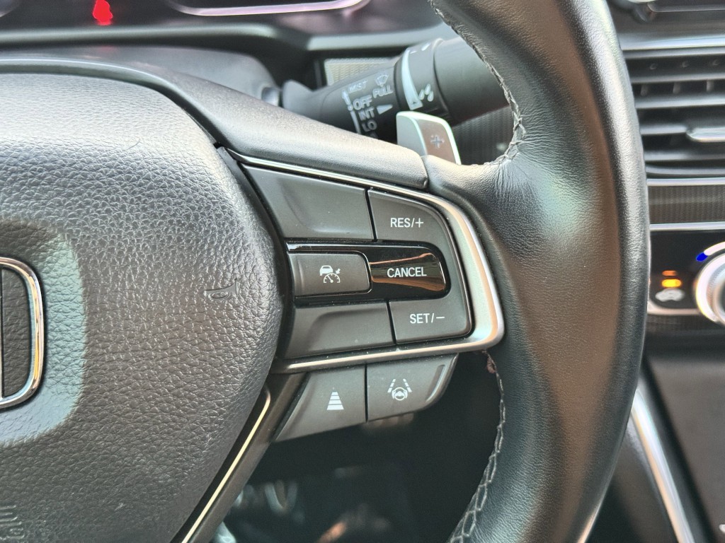 2021 Honda Accord Image 17