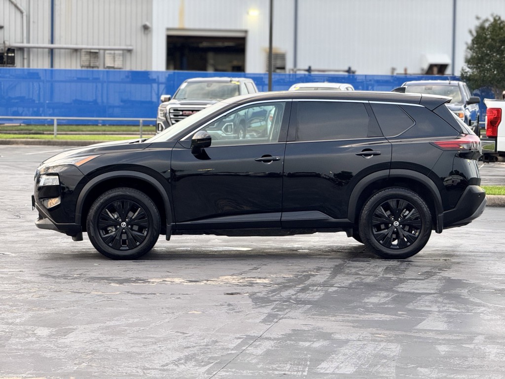 2021 Nissan Rogue Image 9