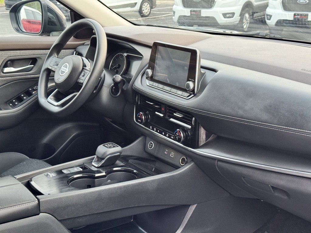 2021 Nissan Rogue Image 14