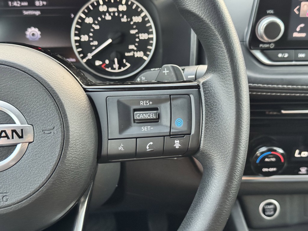 2021 Nissan Rogue Image 18