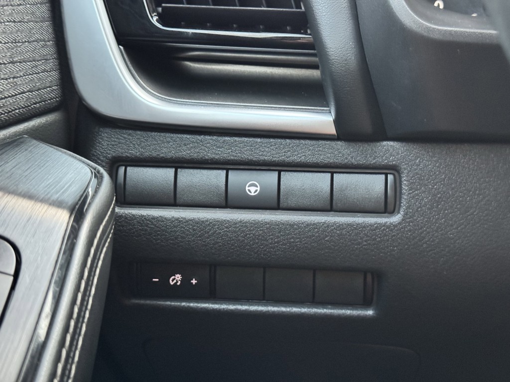 2021 Nissan Rogue Image 24