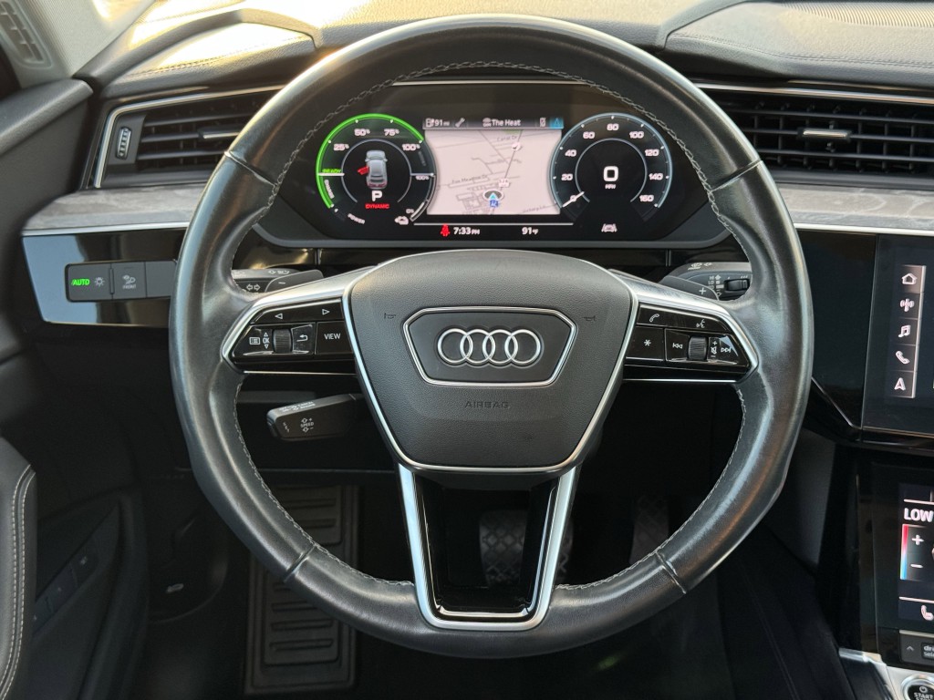 2022 Audi e-tron Sportback Image 16