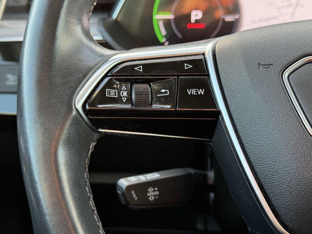 2022 Audi e-tron Sportback Image 17