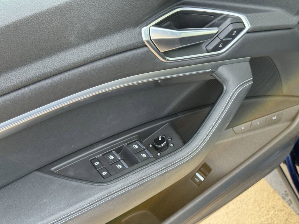 2022 Audi e-tron Sportback Image 26