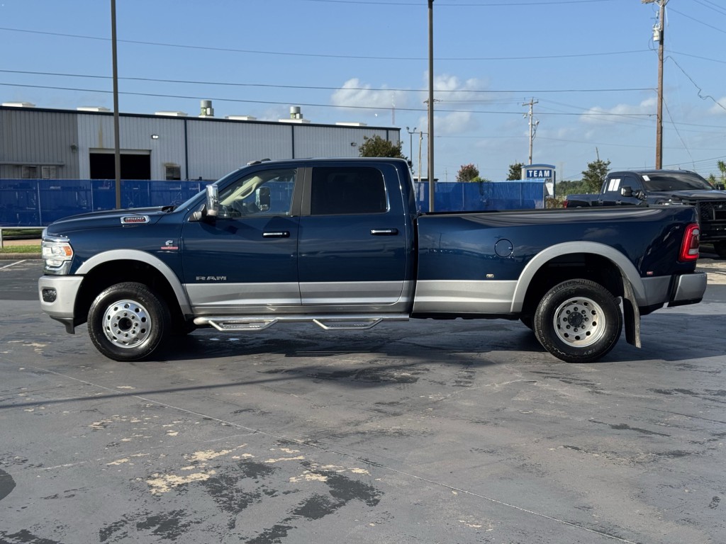 2022 RAM 3500 Image 13
