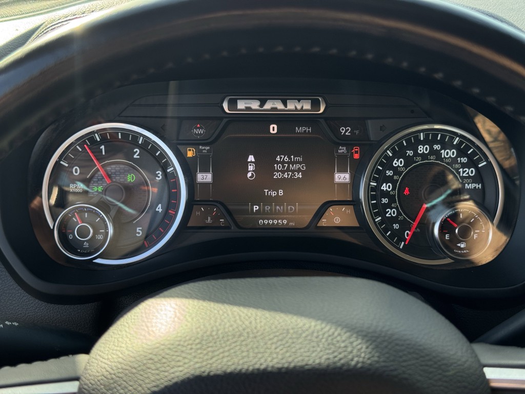 2022 RAM 3500 Image 21
