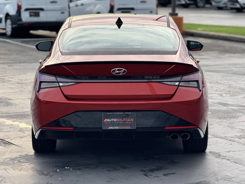 2022 Hyundai Elantra Image 6