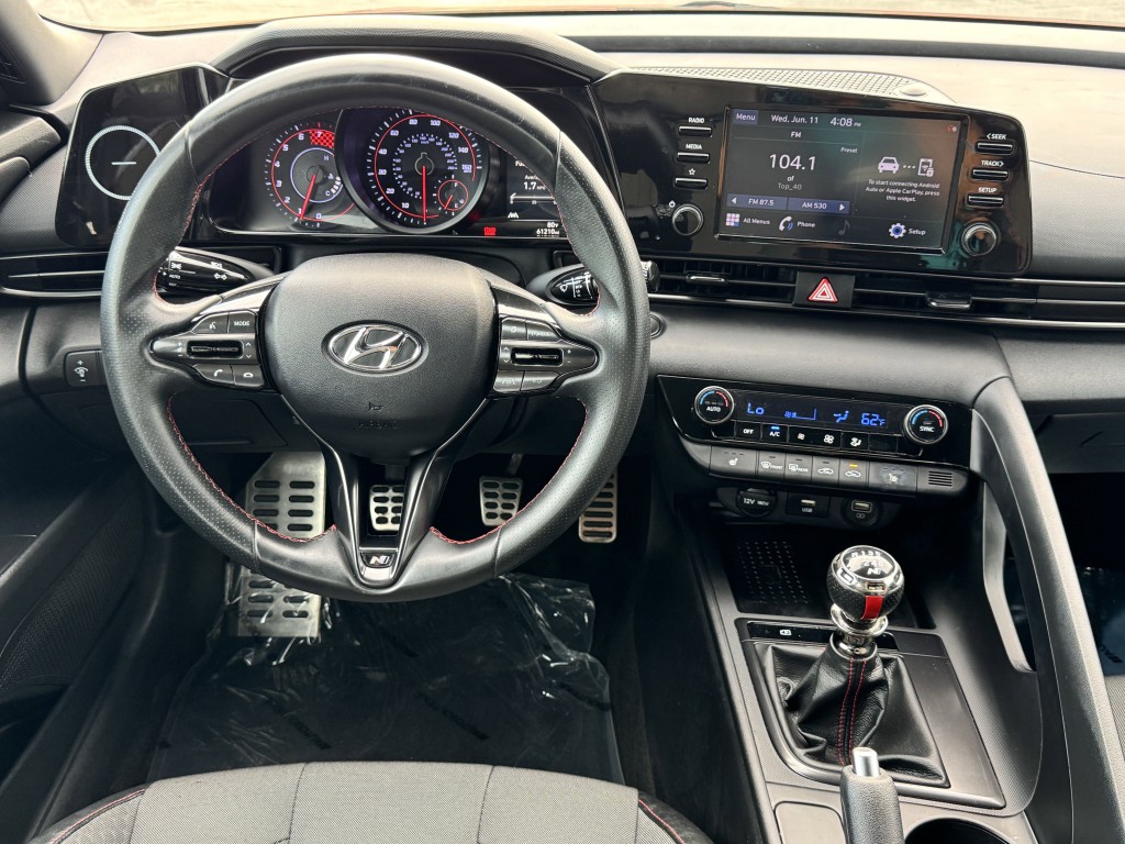 2022 Hyundai Elantra Image 14