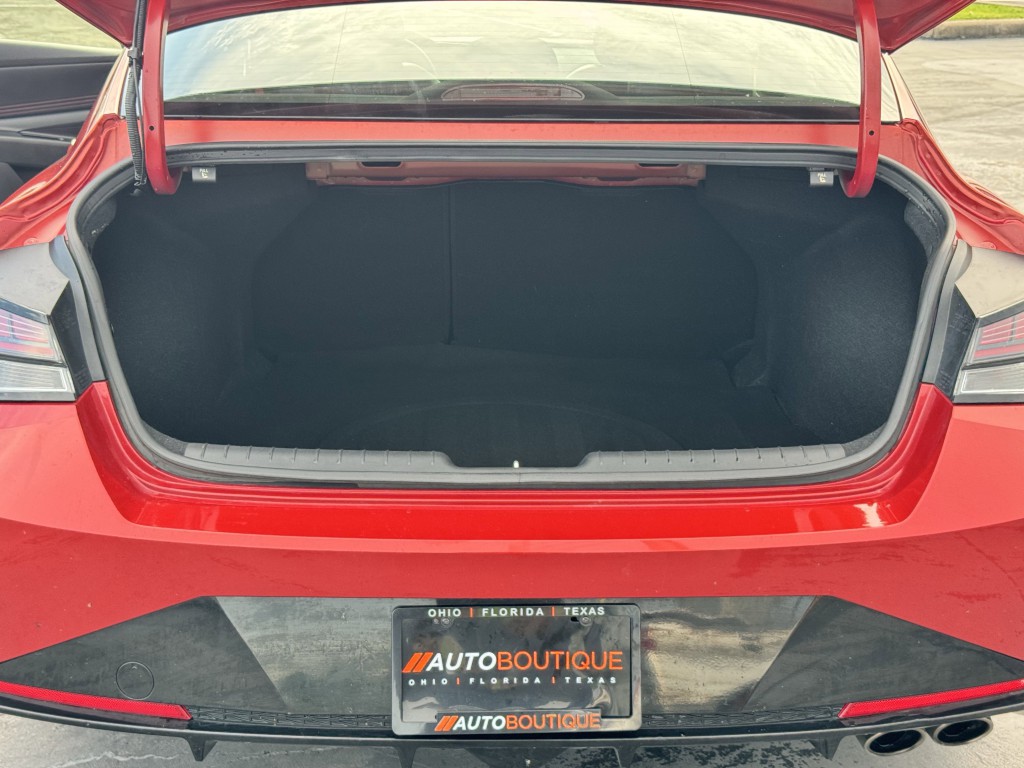 2022 Hyundai Elantra Image 29