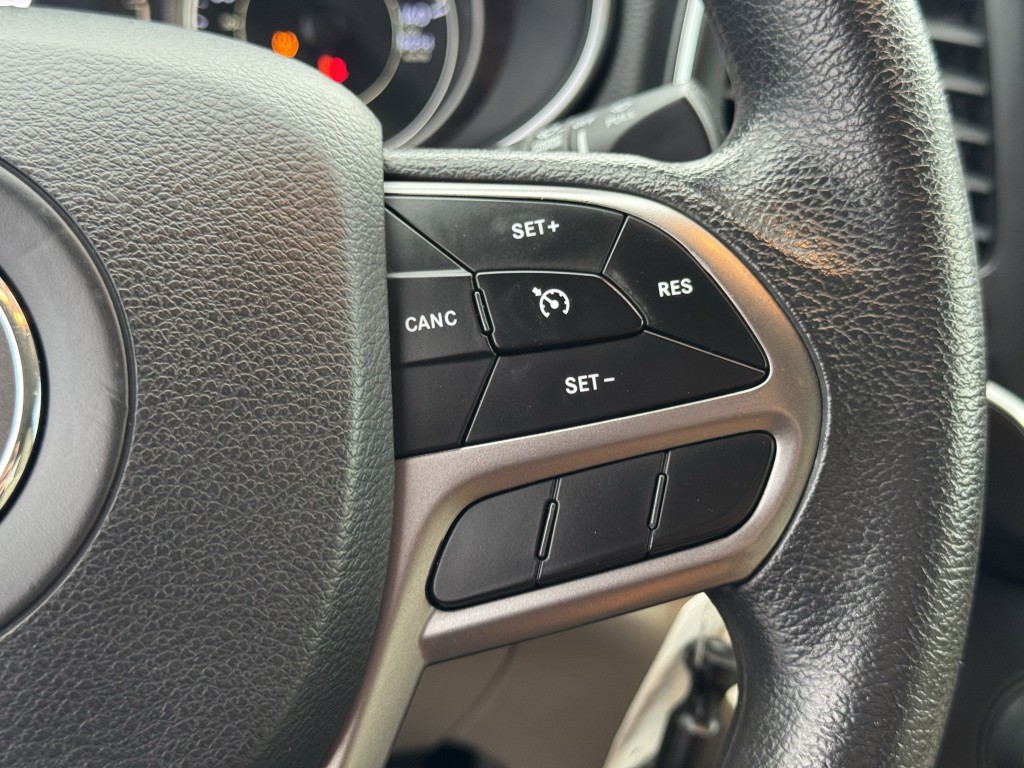 2019 Jeep Cherokee Image 17