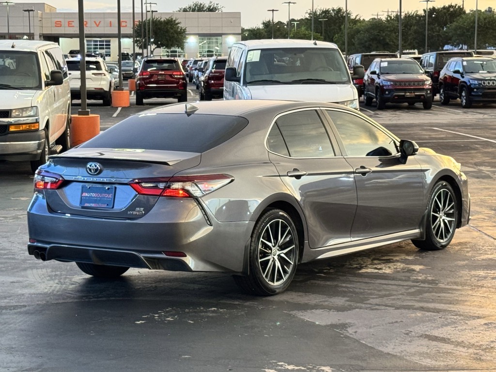 2023 Toyota Camry Image 10