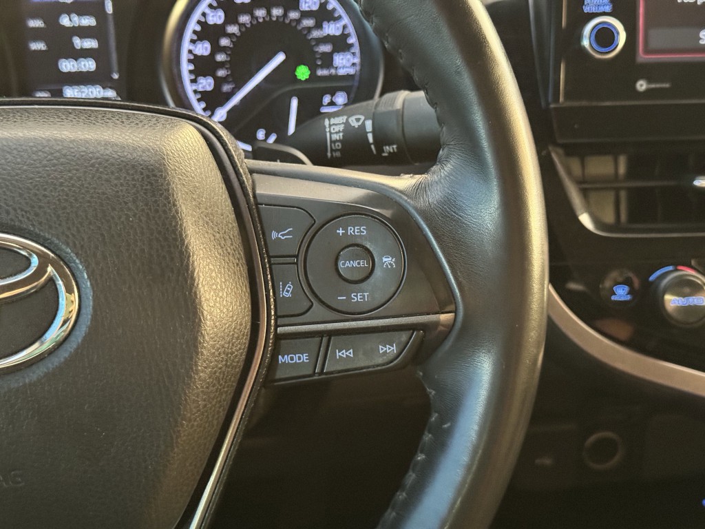 2023 Toyota Camry Image 17