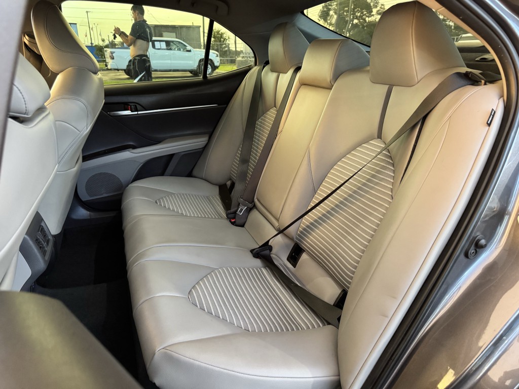 2023 Toyota Camry Image 27
