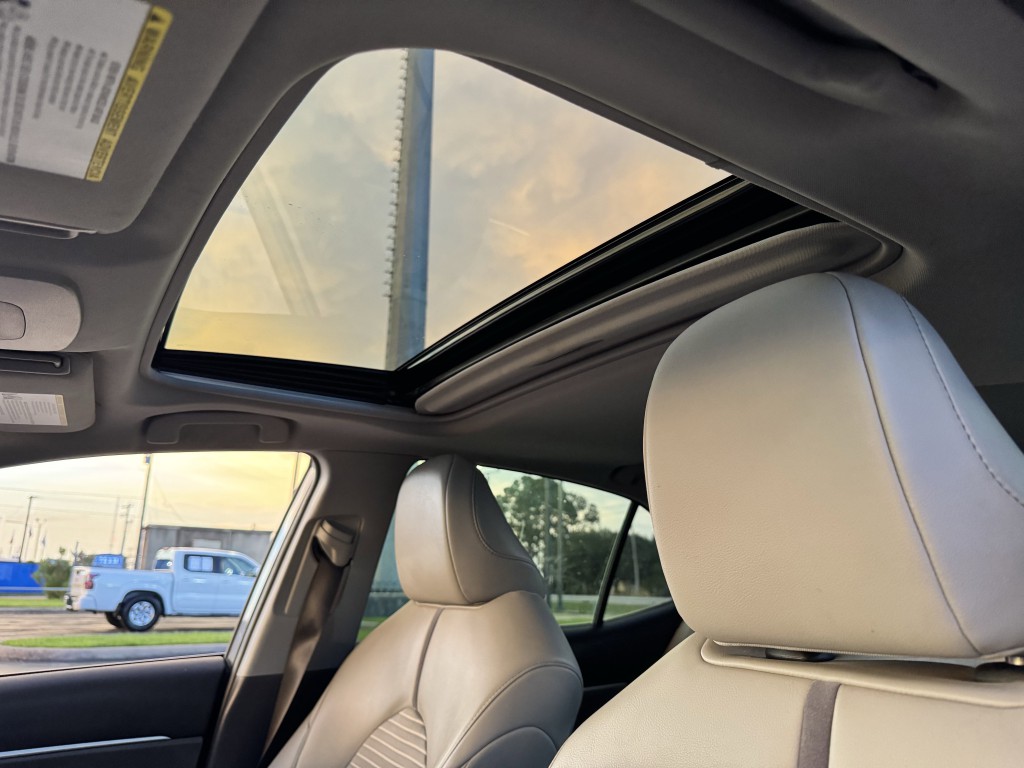 2023 Toyota Camry Image 28