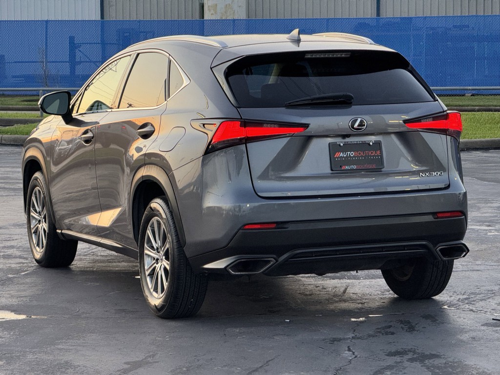 2018 Lexus NX Image 8