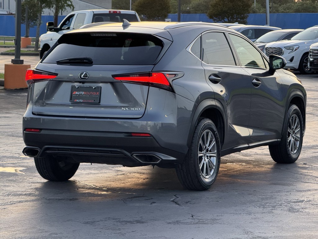 2018 Lexus NX Image 9