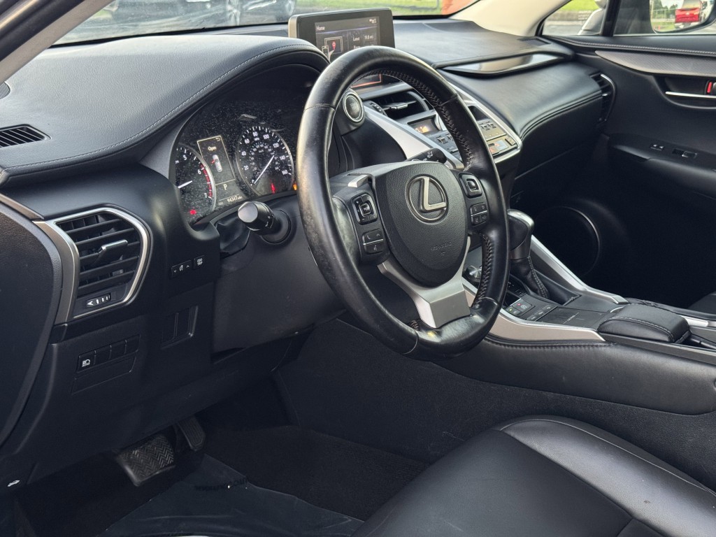 2018 Lexus NX Image 12