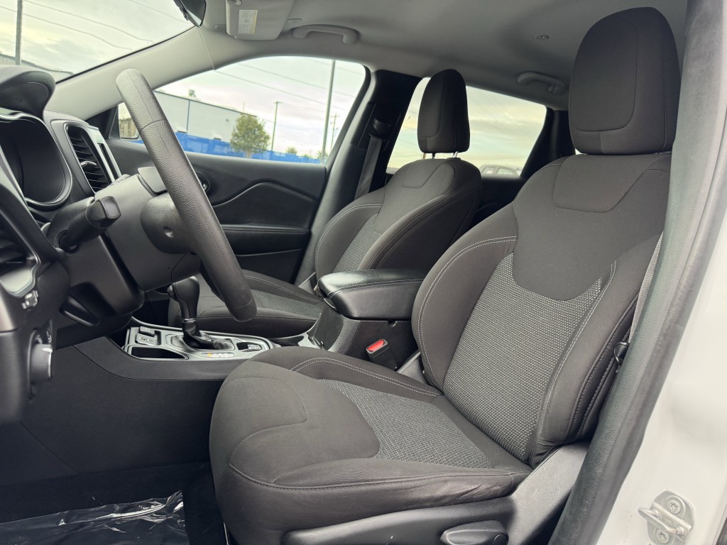 2020 Jeep Cherokee Image 23