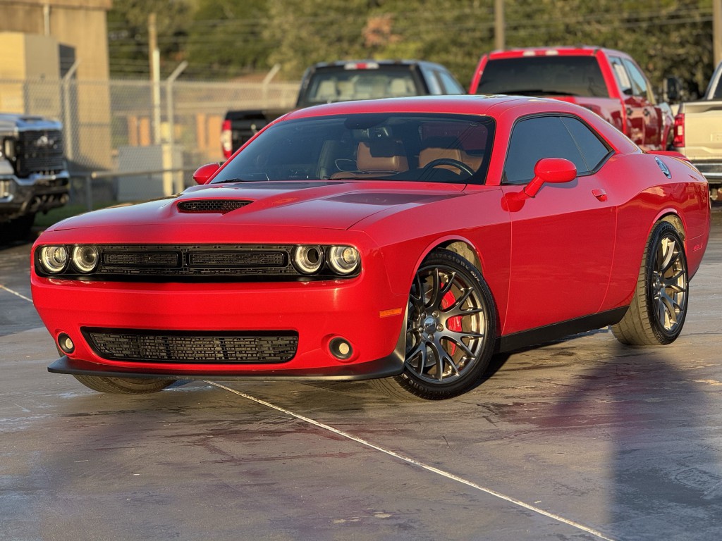 2015 Dodge Challenger Image 5