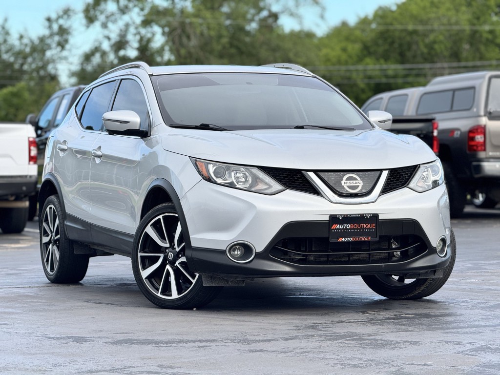 2018 Nissan Rogue Image 3