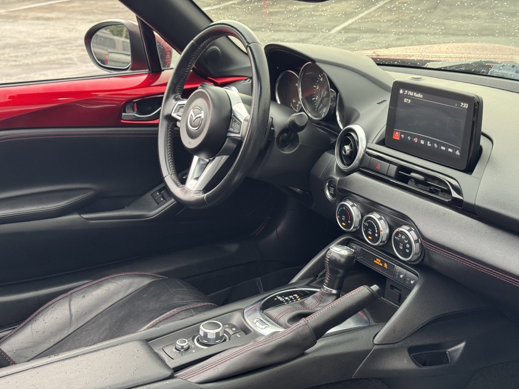 2019 Mazda MX-5 Miata Image 14