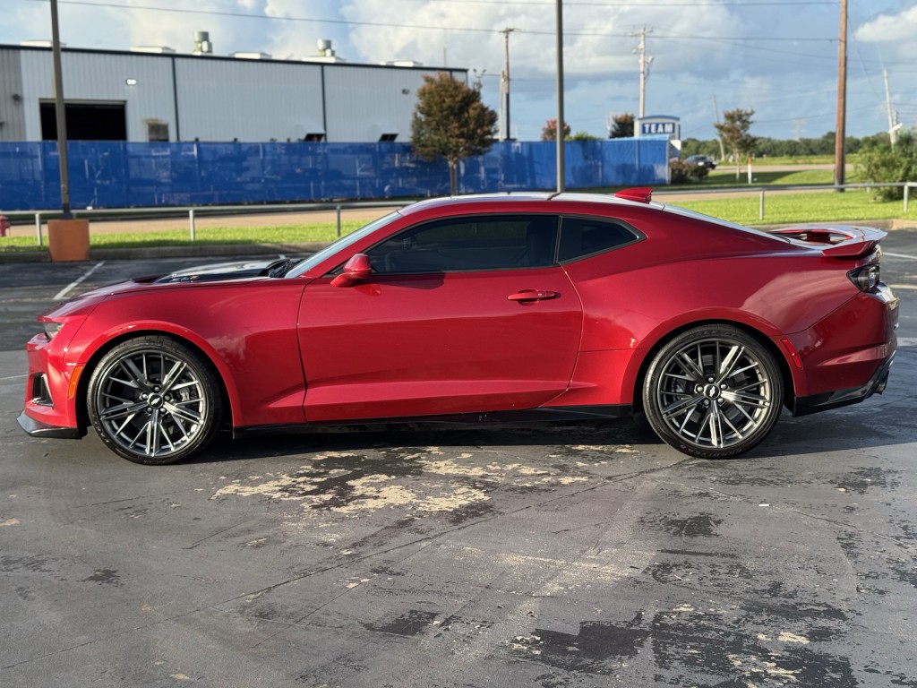 2019 Chevrolet Camaro Image 13