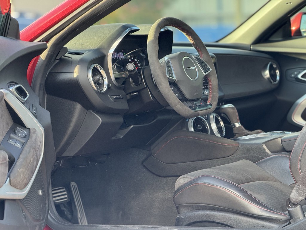2019 Chevrolet Camaro Image 15