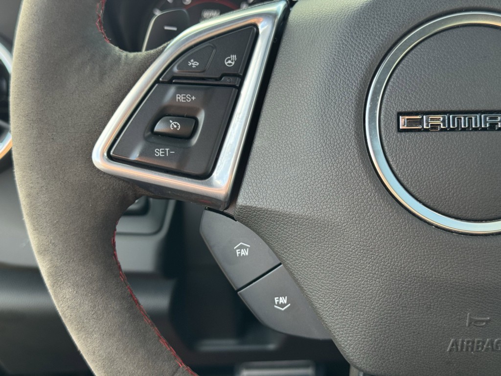 2019 Chevrolet Camaro Image 18