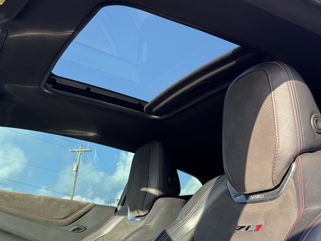 2019 Chevrolet Camaro Image 29