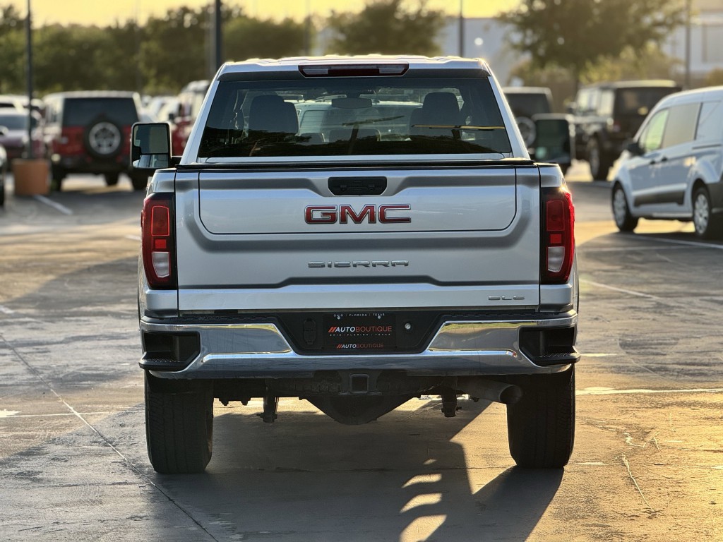 2023 GMC Sierra 2500 Image 6