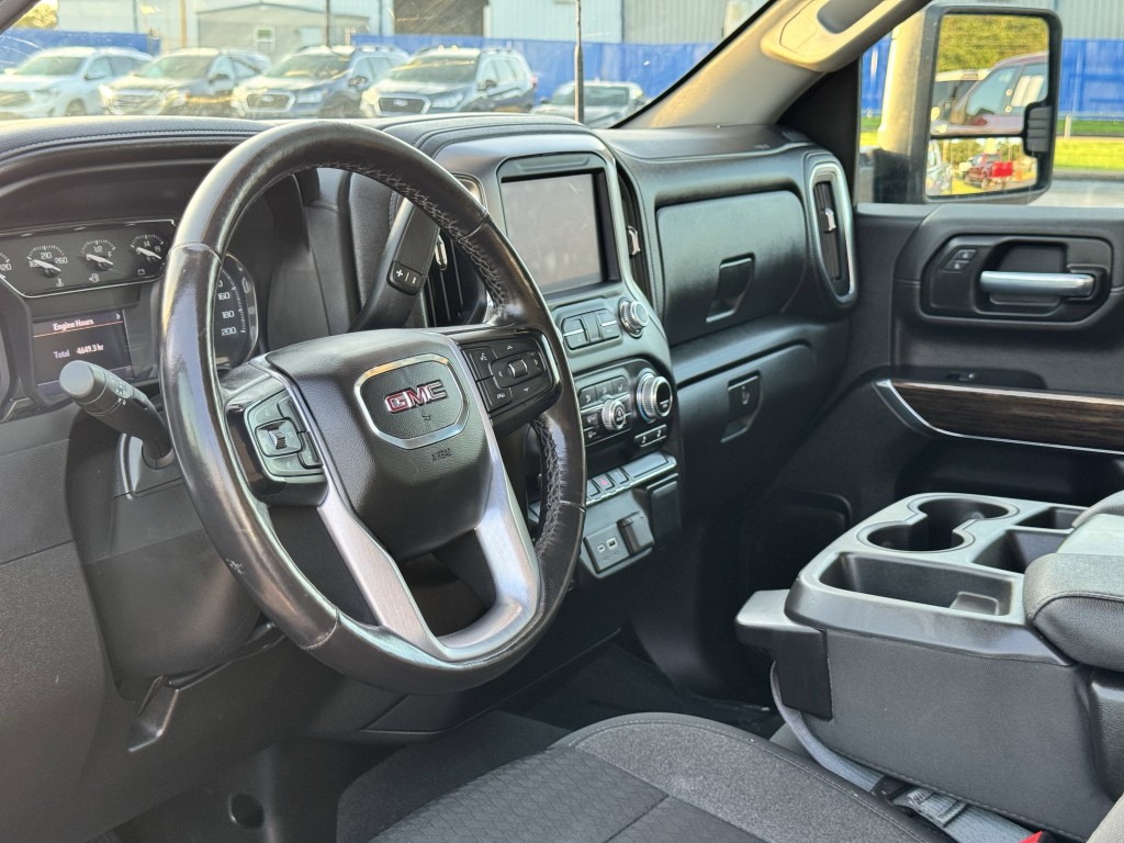 2023 GMC Sierra 2500 Image 12