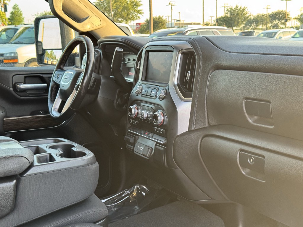2023 GMC Sierra 2500 Image 13