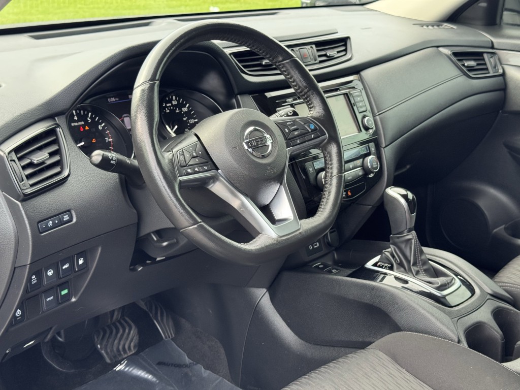 2019 Nissan Rogue Image 11