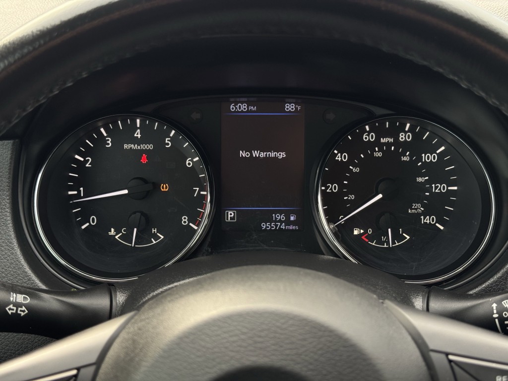 2019 Nissan Rogue Image 15