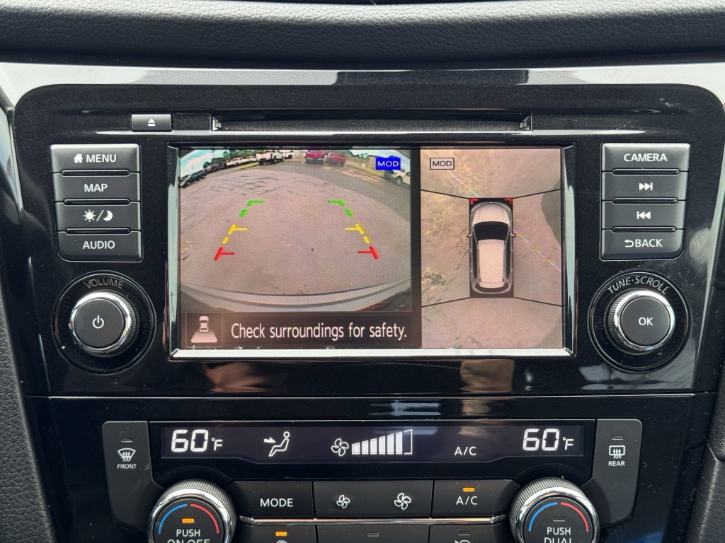 2019 Nissan Rogue Image 17