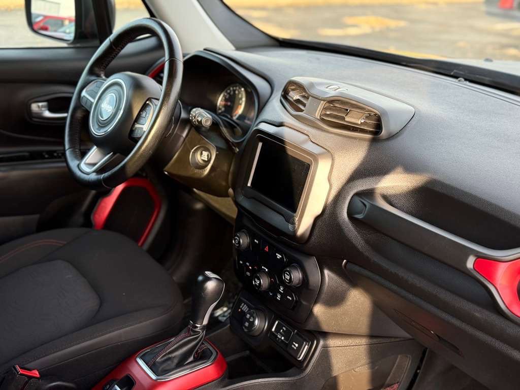 2020 Jeep Renegade Image 13