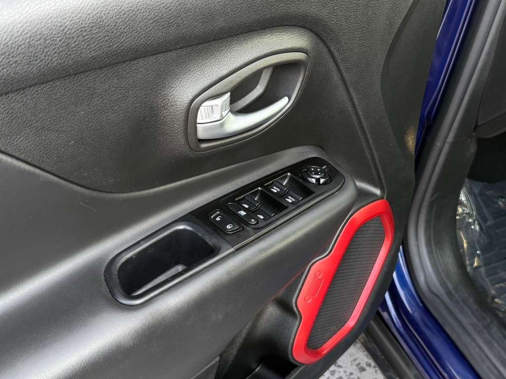 2020 Jeep Renegade Image 21