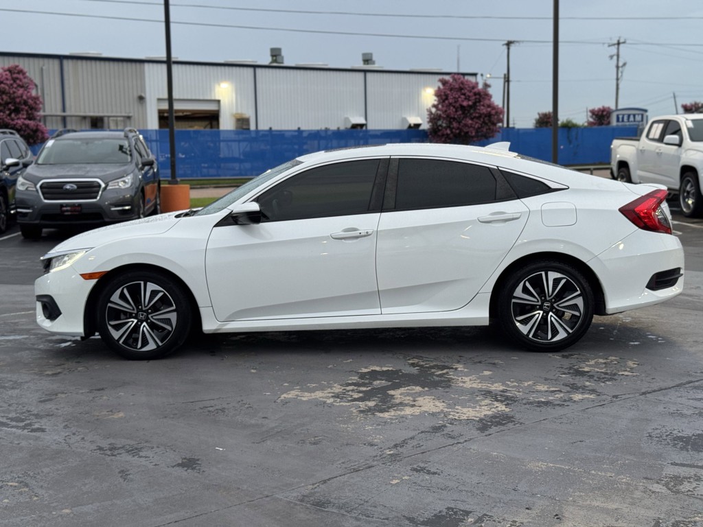 2018 Honda Civic Image 10